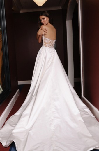 Zakaa Couture Dawn #3 Ivory thumbnail