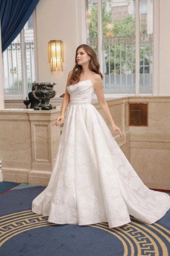 Zakaa Couture Elite #1 Ivory thumbnail