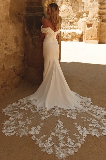 Elissar Bridal Adeline #1 thumbnail