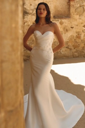 Elissar Bridal Claire #0 thumbnail