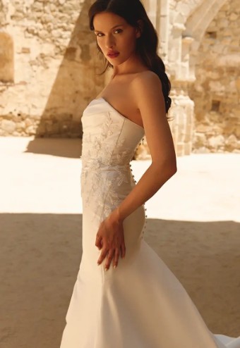 Elissar Bridal Claire #2 thumbnail