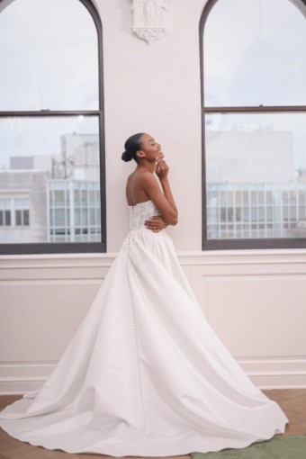 Zakaa Couture Le Lana #3 Ivory thumbnail